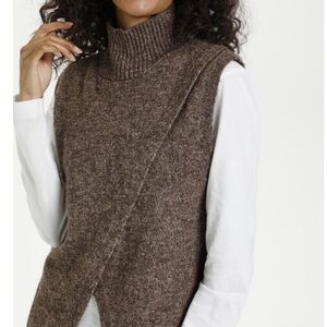 KAFFE Knit Vest Mockneck Split Front Brown Scandi Chic - Size L